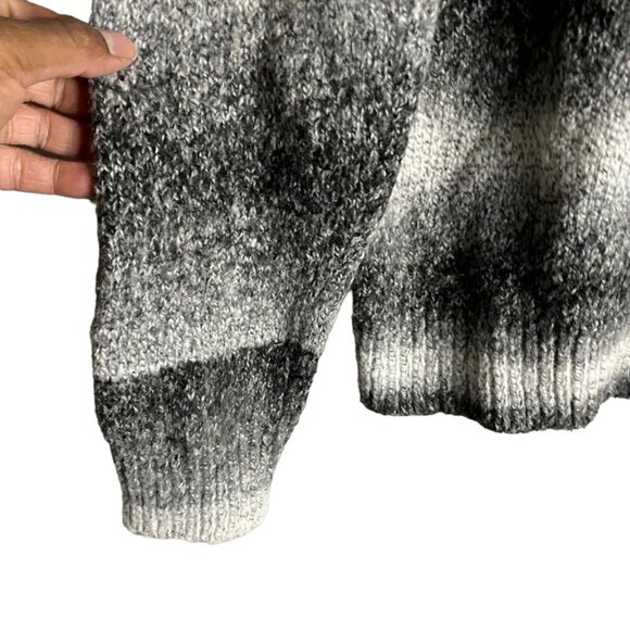 Jermyn & Bond Men's Patterned Knit Mock Neck Sweater - Picture 4 of 8